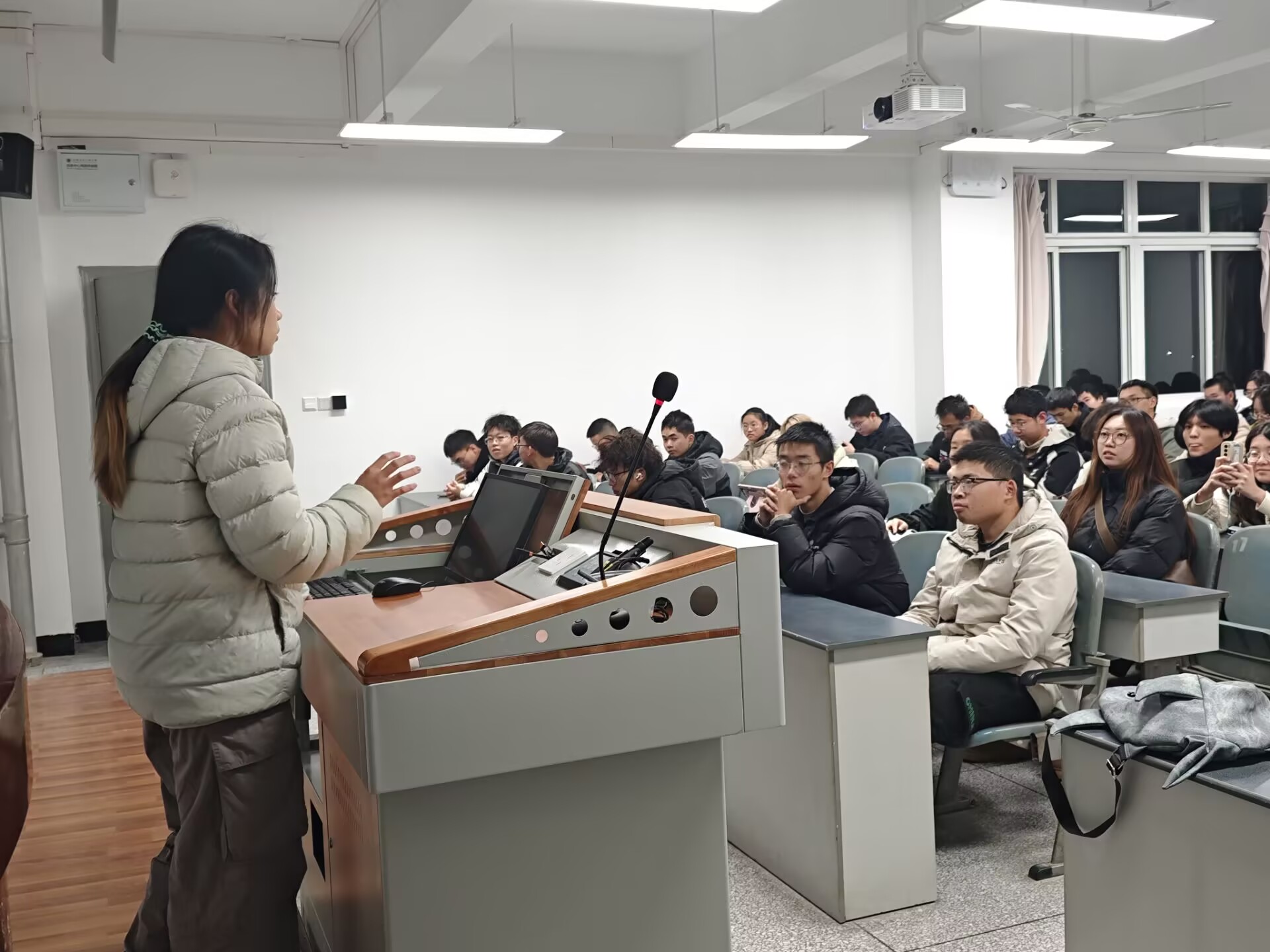 英国威廉集团官网