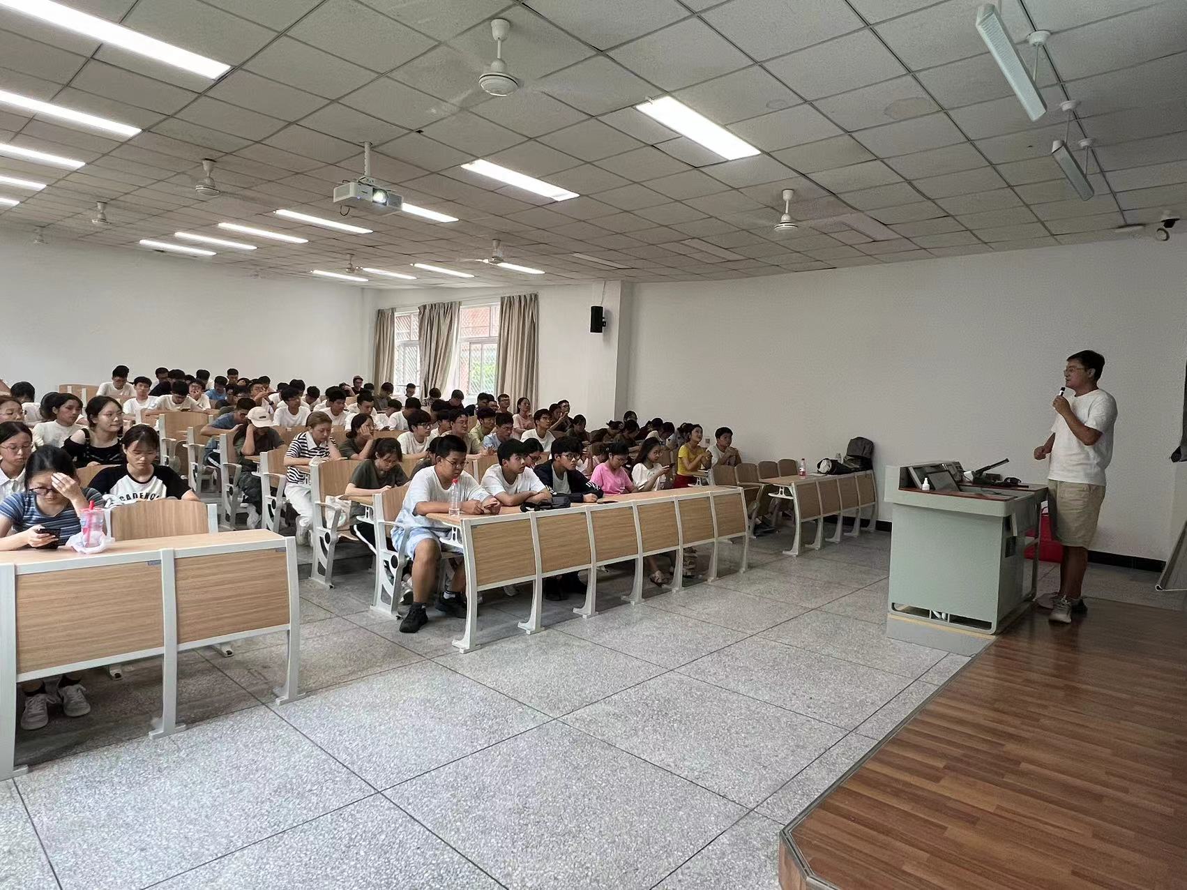 英国威廉集团官网