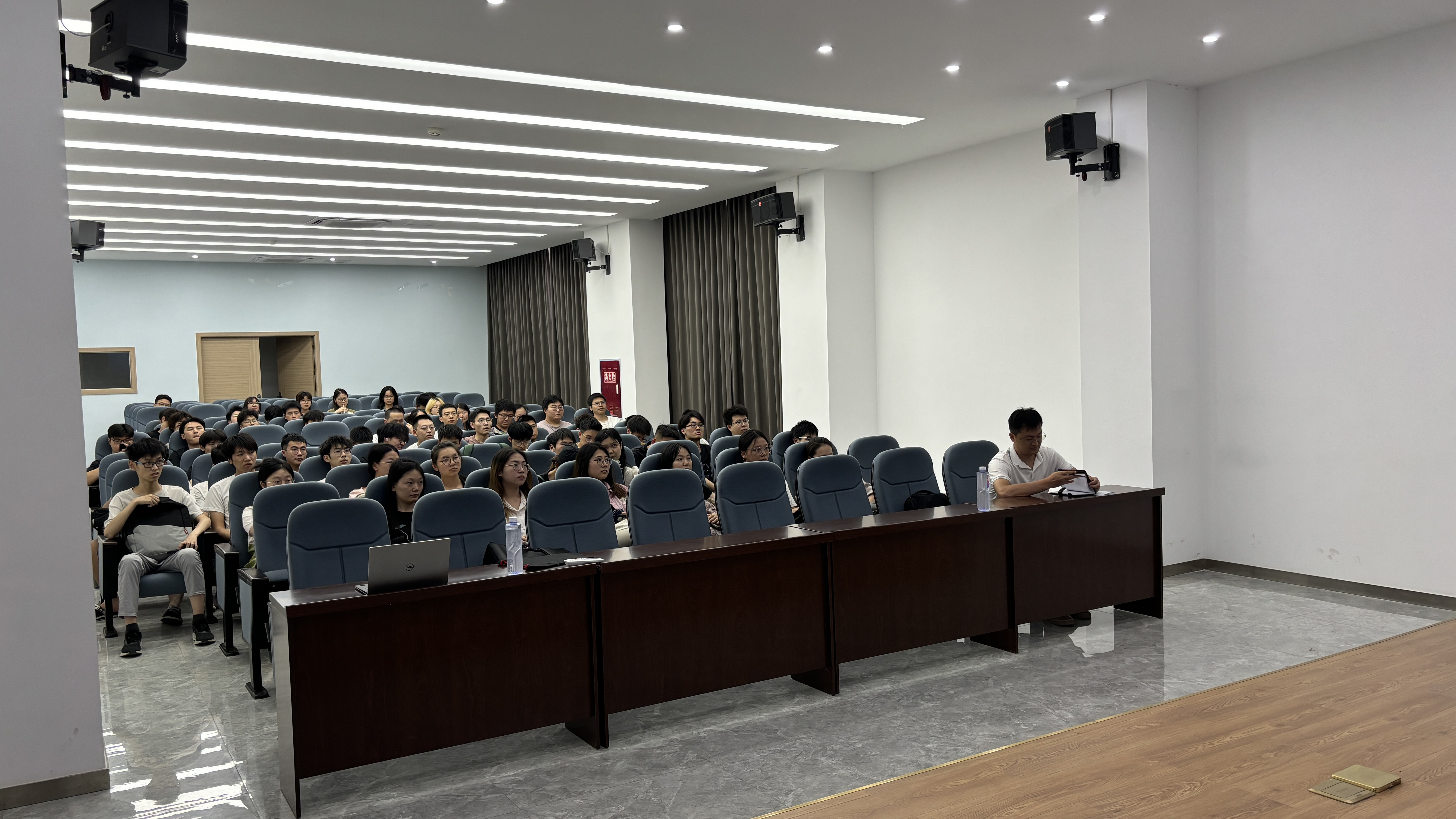 英国威廉集团官网